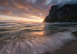 Kvalvika Beach Midnight Sun, Lofoten Islands