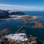 Volandstind mountain hiking guide - Lofoten Islands